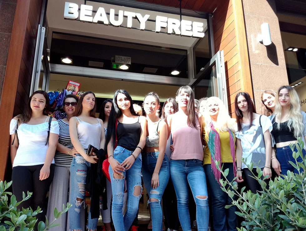 Εκπαιδευτικό σεμινάριο ομορφιάς του ΔΙΕΚ Βόλου στο κατάστημα καλλυντικών BEAUTY FREE
